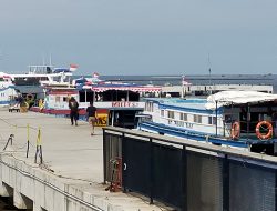 Dampak Banjir Rob Muara Angke Wisatawan Jelang Tahun Baru Menuju ke Kepulauan Seribu Turun 80%