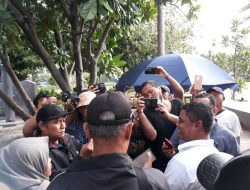 PT Pembangunan Jaya Ancol Kembali Bolehkan Pedagang Asongan Pantai Lagoon Berdagang