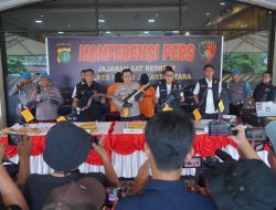 Tiga Kelompok Tawuran di Jakut di Razia, Polisi Tangkap 2 Pelaku, Sita Puluhan Sajam dan Ganja