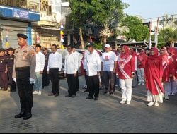 Polsek Sunda Kelapa Laksanakan Upacara Bendera HUT RI ke 80 Bersama Warga Nelayan Muara Angke