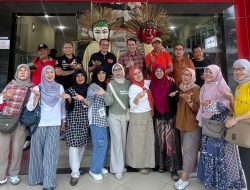 Puluhan Alumni SMPN 82 Jakarta Angkatan 1985 Lakukan Donor Darah