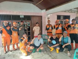 Kerja Bakti Menyambut Bulan Ramadhan: RT 09 RW 011 Pegadungan  dan PPSU Bersatu Padu Bersihkan Saluran Got