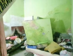 Bangunan Kamar Mandi  di Koja Jakarta Utara Runtuh Telan Satu Korban Jiwa