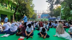 Momen Haru Kelulusan MTs Ataqwa: Orang Tua Suapi Anak dengan Menu MBG dari SPPG Polri Pegangsaan Dua