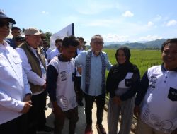 Distribusi Pupuk Bersubsidi Capai 4,77 Juta Ton, Menko Pangan Pastikan HET Tetap Rp1.800/Kg