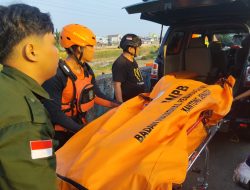 Pria Tenggelam di Kali Banjir Kanal Barat Ditemukan Basarnas Bersama Tim SAR dalam Kondisi Meninggal Dunia