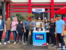 BRI Region 3 Padang Meriahkan Nobar Bola Gembira