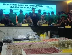 Satres Narkoba Polres Metro Jakarta Barat Ungkap Produksi Etomidate Senilai  120 M