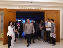 Memberikan Rasa Aman Beribadah, Kapolres Metro Jakarta Utara Tinjau Langsung Ibadah di Gereja Mawar Sharon